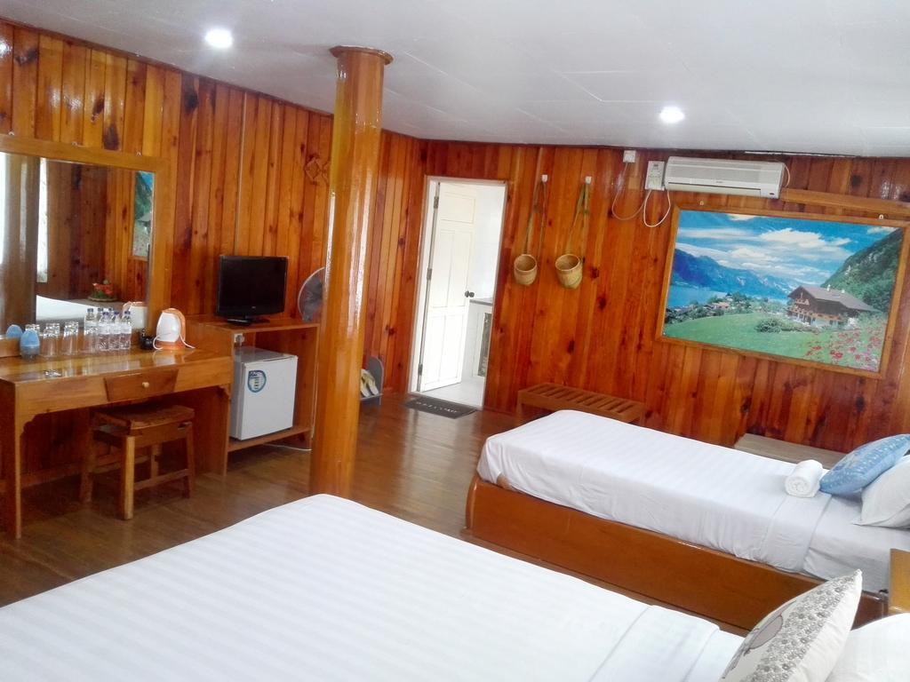 Bright Hotel Науншве Номер фото