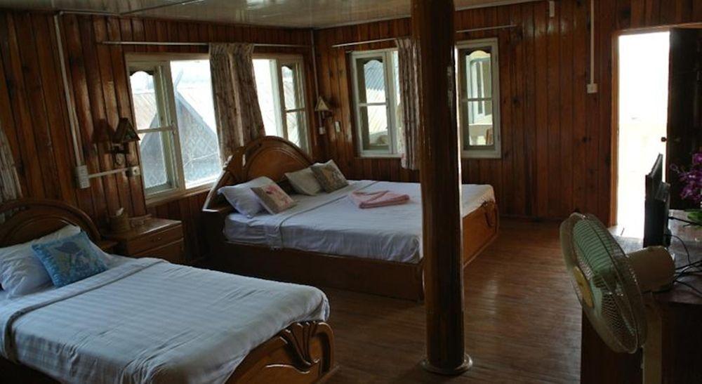 Bright Hotel Науншве Екстер'єр фото