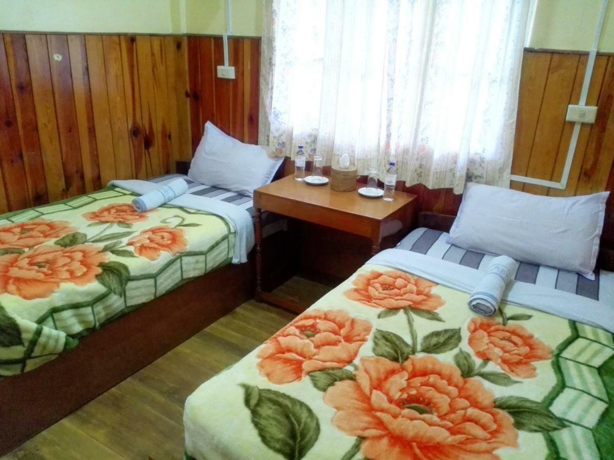 Bright Hotel Науншве Екстер'єр фото